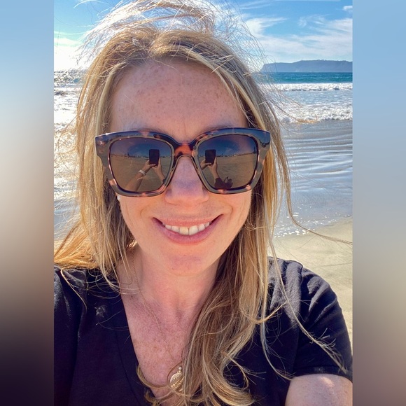 Meet your Posher, Tracie - Picture 2 of 3